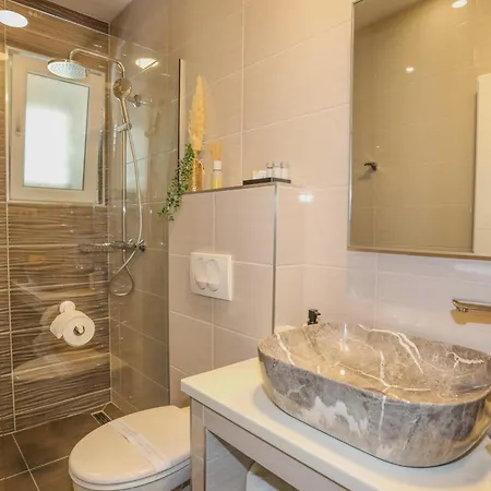 Juric 32 - Boutique 4*